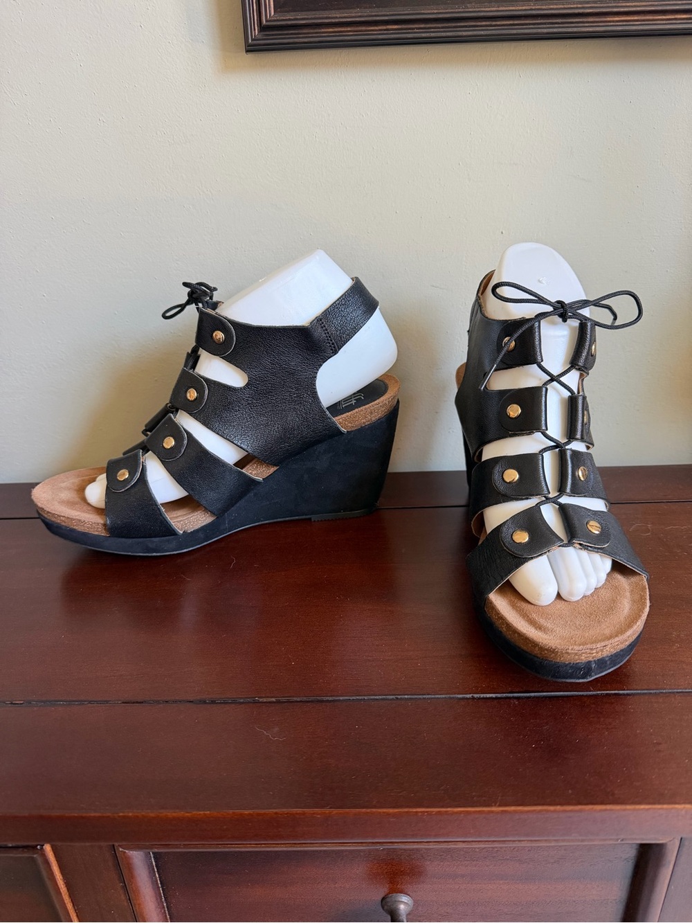 Sofft Carita lace-up wedge black sandals
